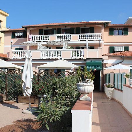 Del Prado Riva Ligure Exterior foto