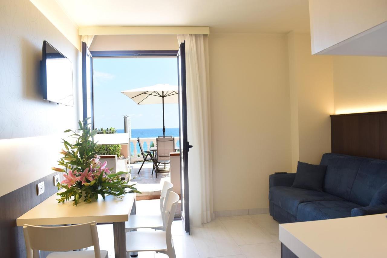 Del Prado Riva Ligure Exterior foto