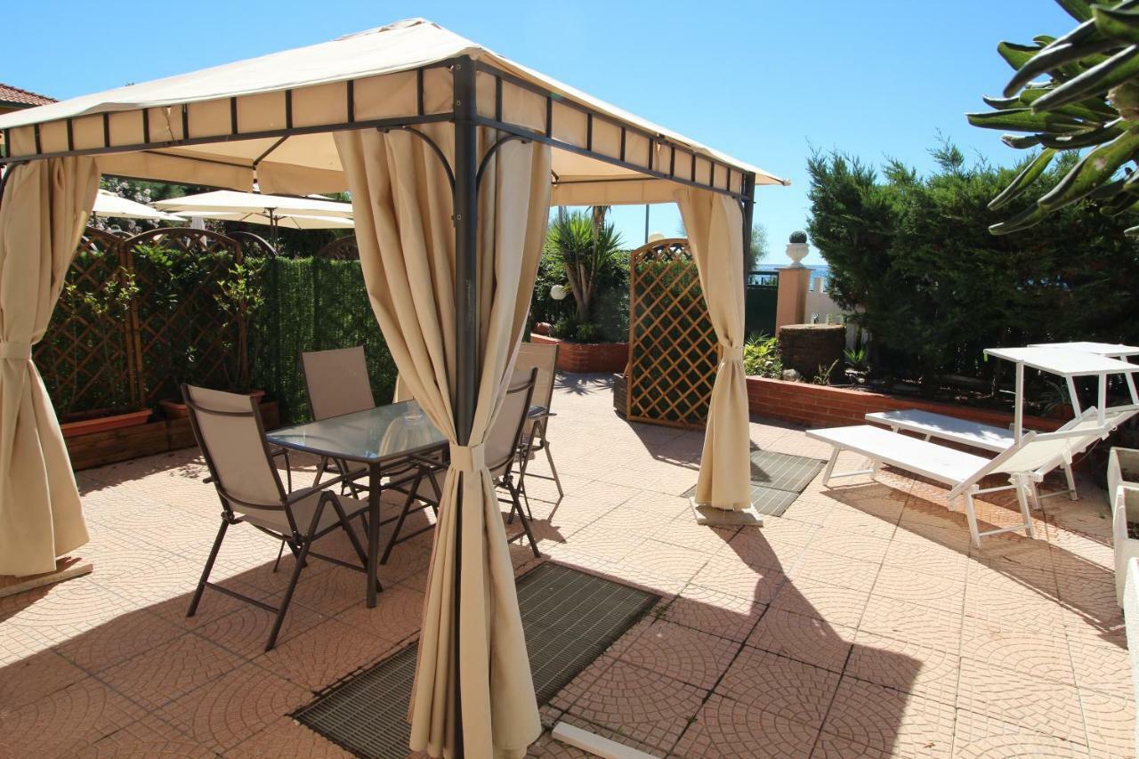 Del Prado Riva Ligure Exterior foto